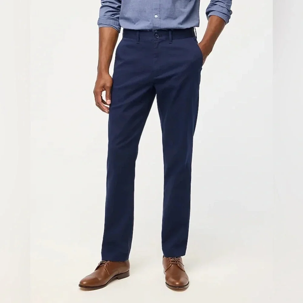J. Crew Men’s Flex Chino Pants in Navy Size 30